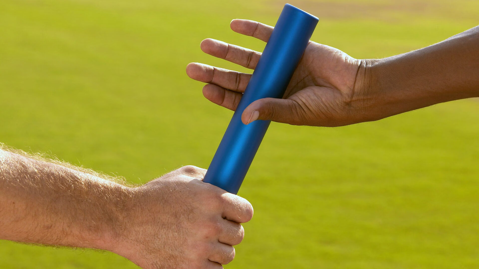 中国足球是否可以推行技术分析岗位职业化发展，足球职业化程度